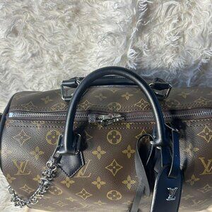 Speedy Soft 30 Dark with Black Trim